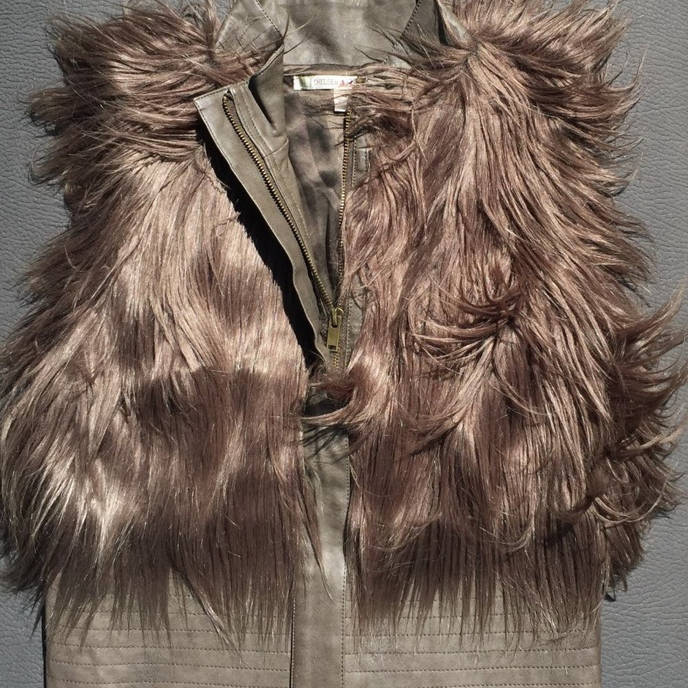 Chelsea & Violet Faux Leather & Fur Vest - Youth Medium/XS Ladies